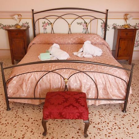 Bed and Breakfast Bed&Breakfast 1912 Fermo Zimmer foto