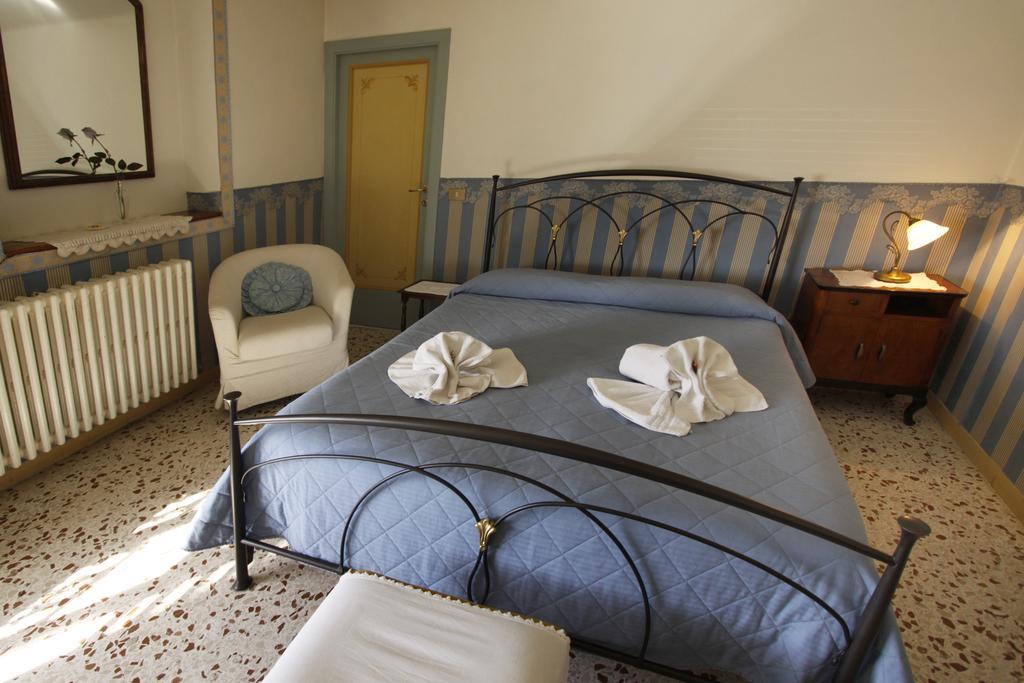 Bed and Breakfast Bed&Breakfast 1912 Fermo Zimmer foto